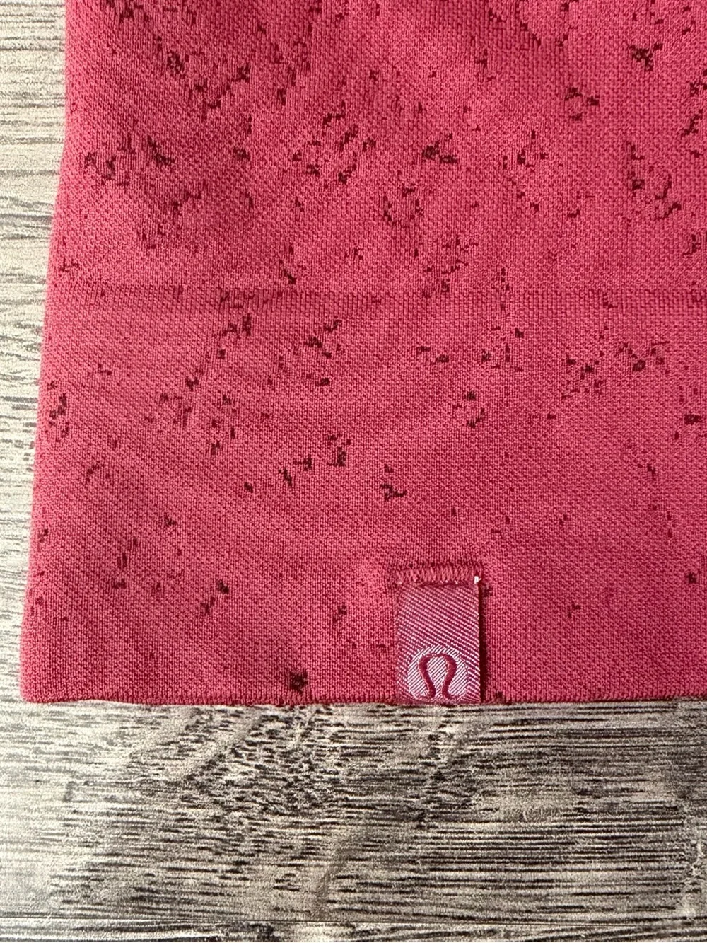Lululemon Rest Less Cropped Half Zip Womens Size 2 Red Running Athletic Top